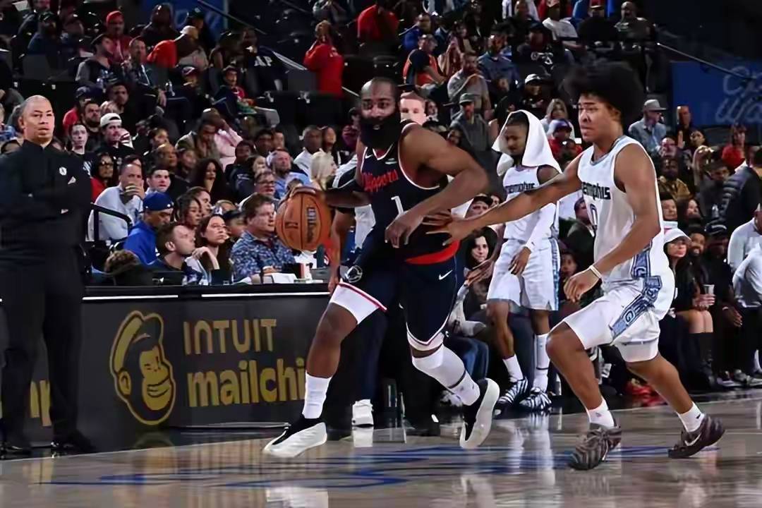 转折点！孟菲斯灰熊伤情更新；NBA季后赛窗口期攻防权衡；引发热议；高层口径保持一致